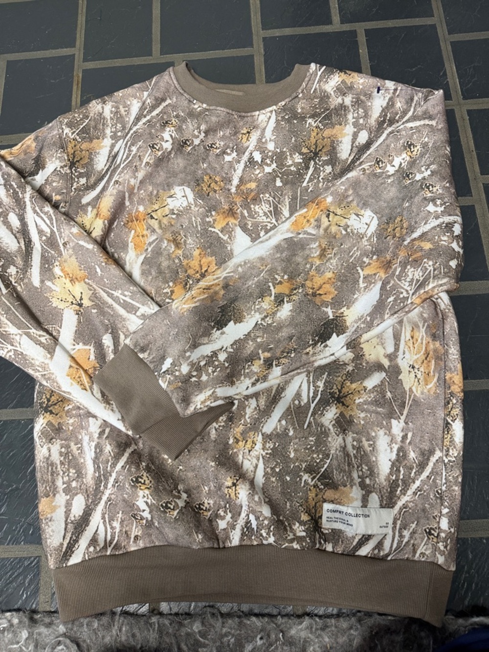 Men's Crewneck Sweatshirt in Brown Camo-Print